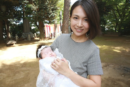 お宮参り写真 撮影場所 品川神社 赤ちゃんとママ