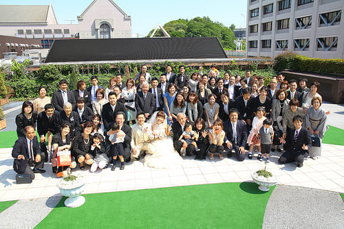 ブライダル写真 撮影場所 横浜 結婚式場 全員集合写真