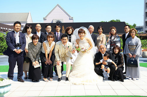 ブライダル写真 撮影場所 横浜 結婚式場 親族集合写真