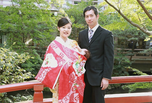 お宮参り写真 撮影場所 鎌倉 鶴岡八幡宮 お着物着付け、家族写真