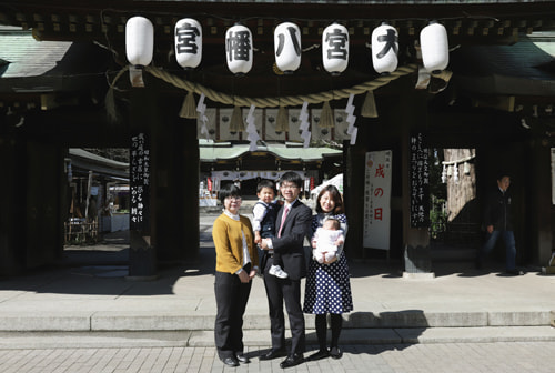 お宮参り写真 撮影場所 大宮八幡宮２