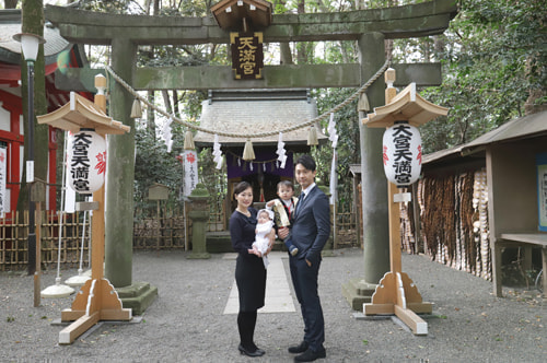 お宮参り写真 撮影場所 大宮八幡宮２５