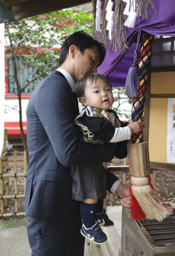 お宮参り写真 撮影場所 大宮八幡宮３０