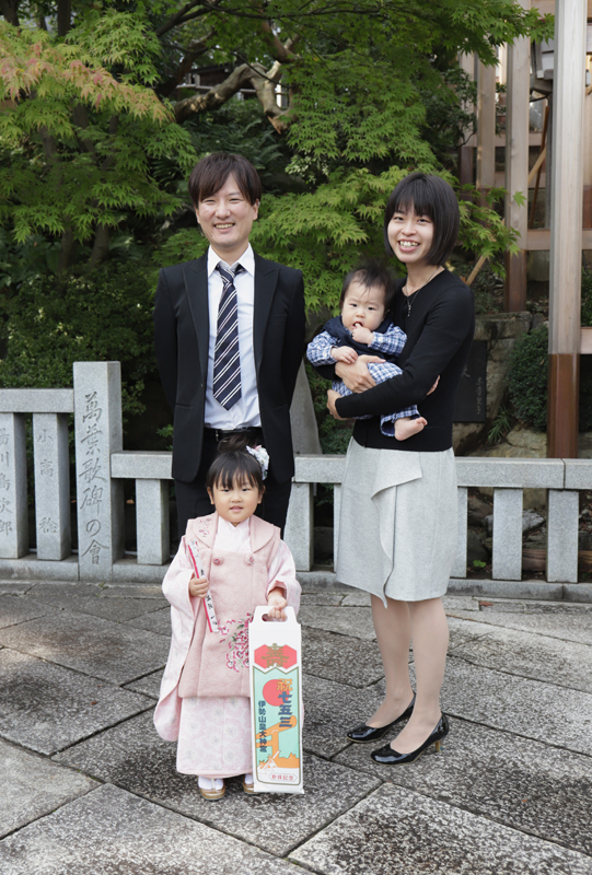 伊勢山皇大神宮の撮影スポット 万葉歌碑