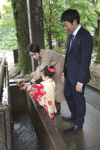根津神社の撮影スポット 手水舎
