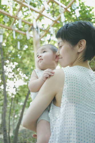 LeicaQ typ116 Summilux28mm F1.7 ASPH｜作例｜犬と母と赤ちゃん